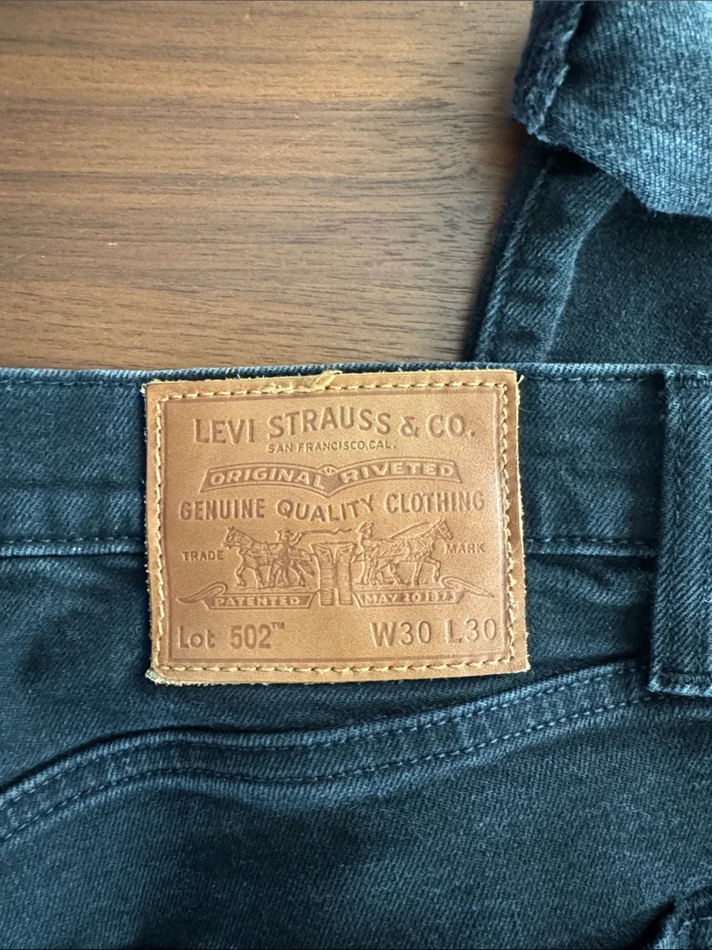 Levi's Black Slim Straight Men's Jeans with Signature Patch